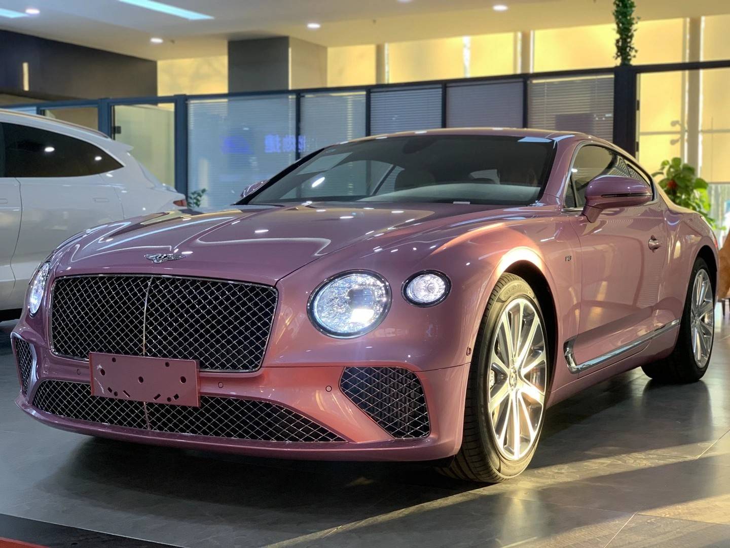 2020款宾利欧陆gt新行情 现车动力强噪声小_搜狐汽车_搜狐网