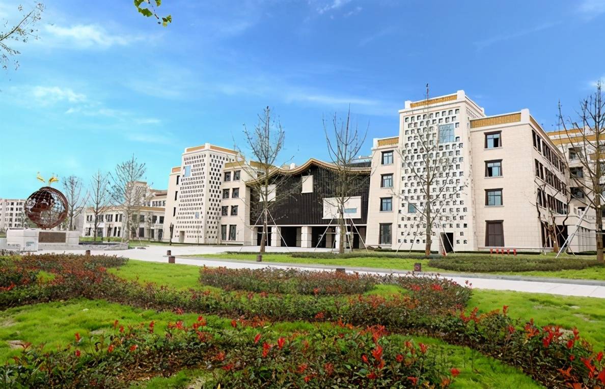 四川迎来一所重量级大学,投资16亿,当地学生喊话幸福来得突然_绵阳