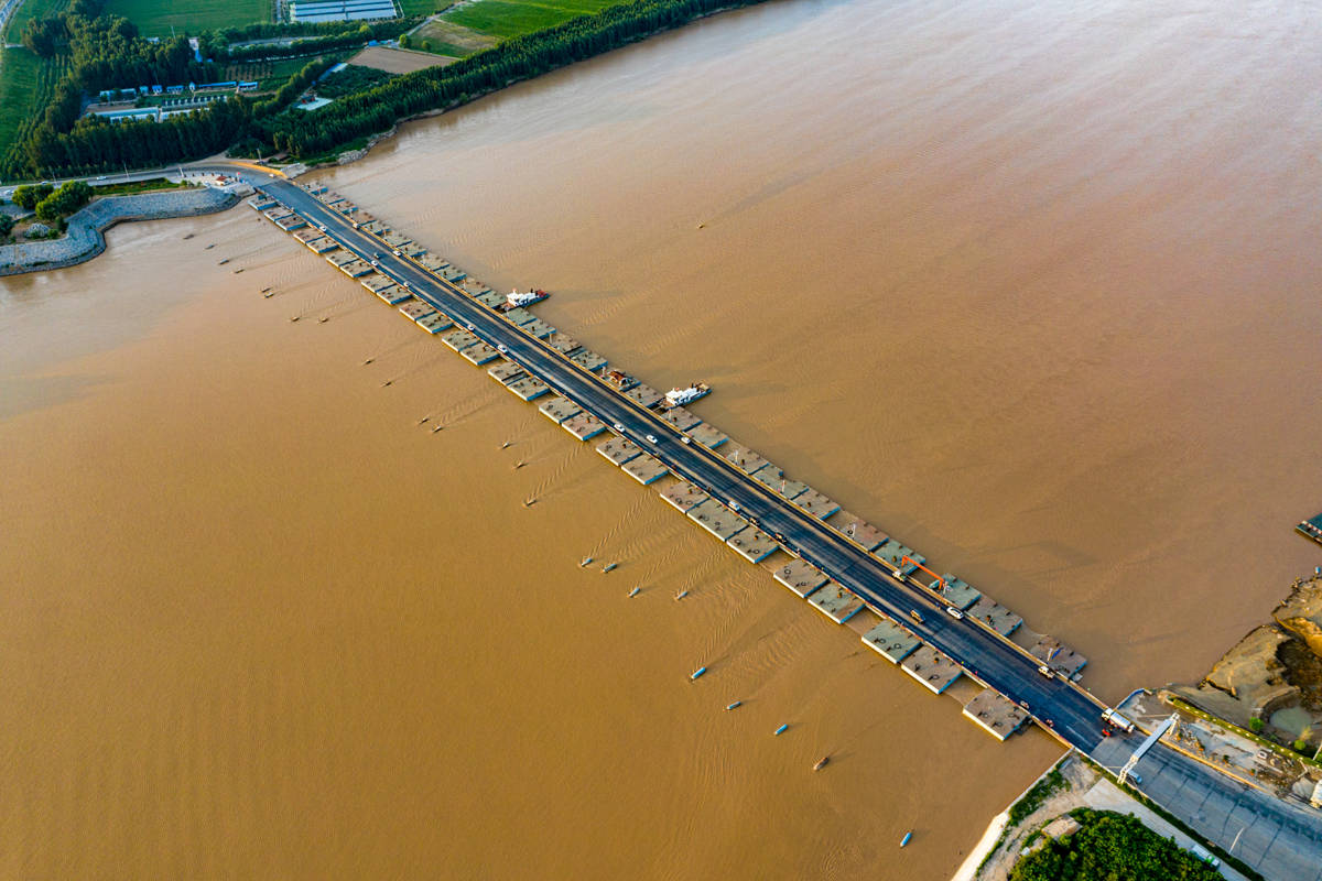 滨州黄河浮桥图片