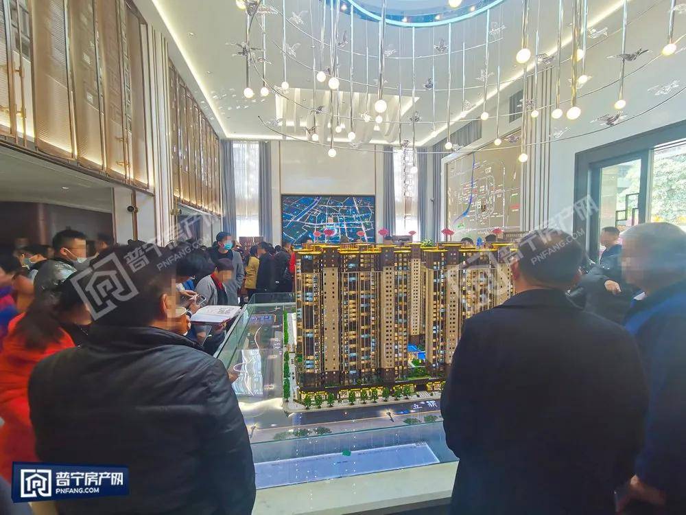 今天,翔栩·新城中心营销中心正式开放!