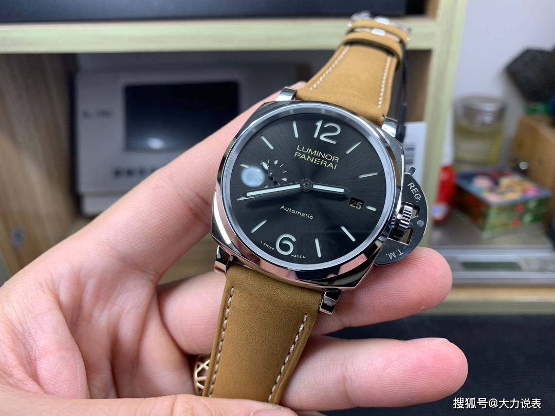大力说表42毫米的vs沛纳海904小手腕的你不可错过