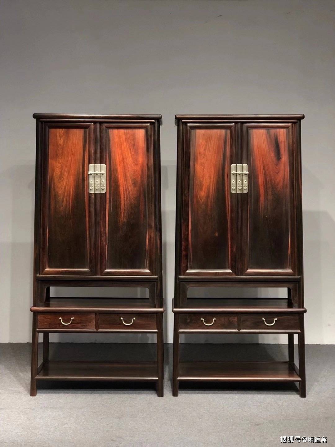 原创大红酸枝,黑飘红,经典独板明式圆角柜