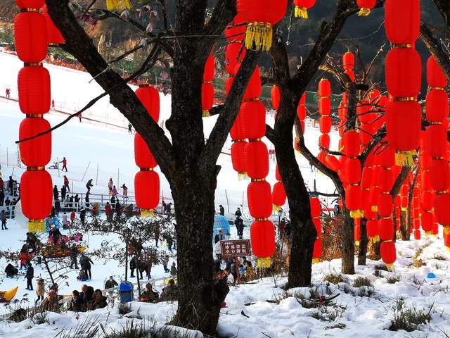 元旦假期尽享冰雪盛宴，四川广元这个滑雪场成“新宠”，你去过吗?