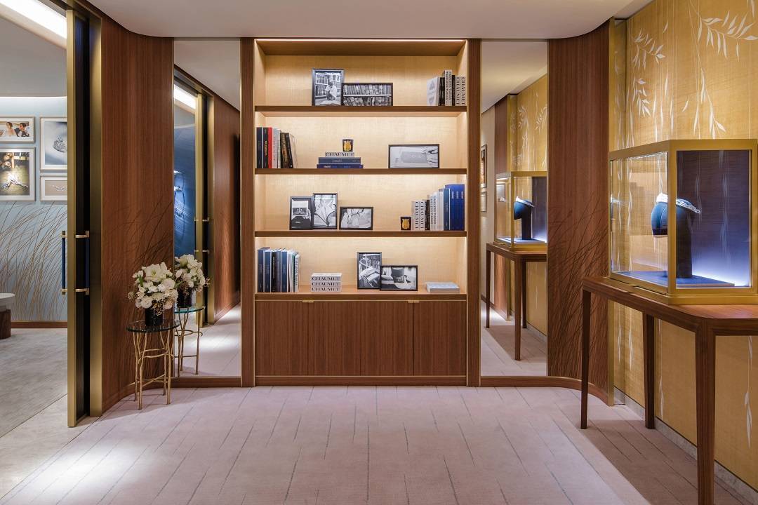 跟随刘亦菲张艺兴,揭幕华南首家chaumet高级精品店,抢先体验高奢珠宝