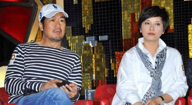二婚嫁给张国立,却被要求28年不准生育,如今61岁如愿当妈
