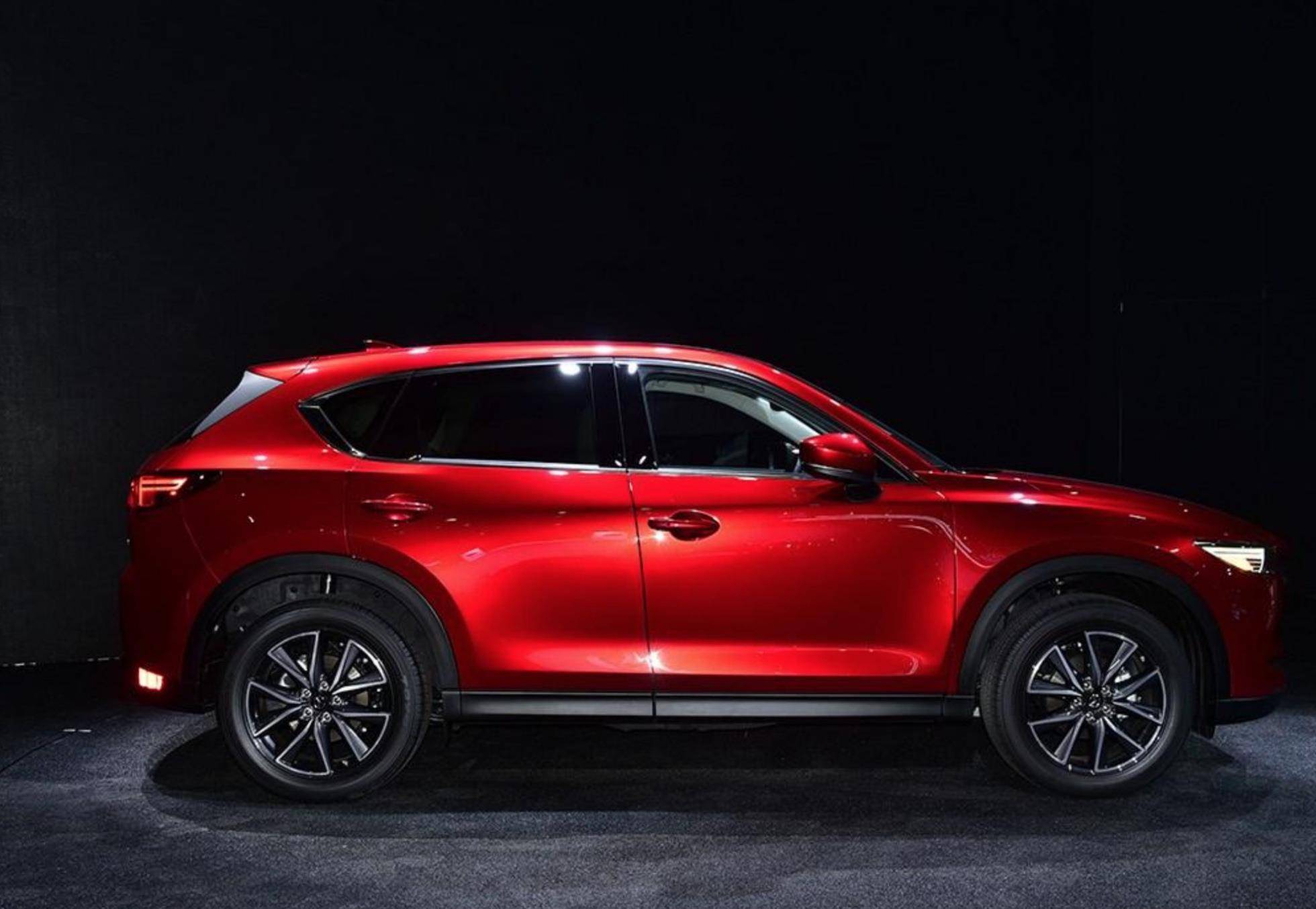 又一日系颜值帝轿跑suv车身后驱配六缸发动机明年上市