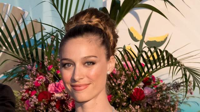虽然她的名字看似低调,比阿特丽斯·包罗米奥(beatrice borromeo),但