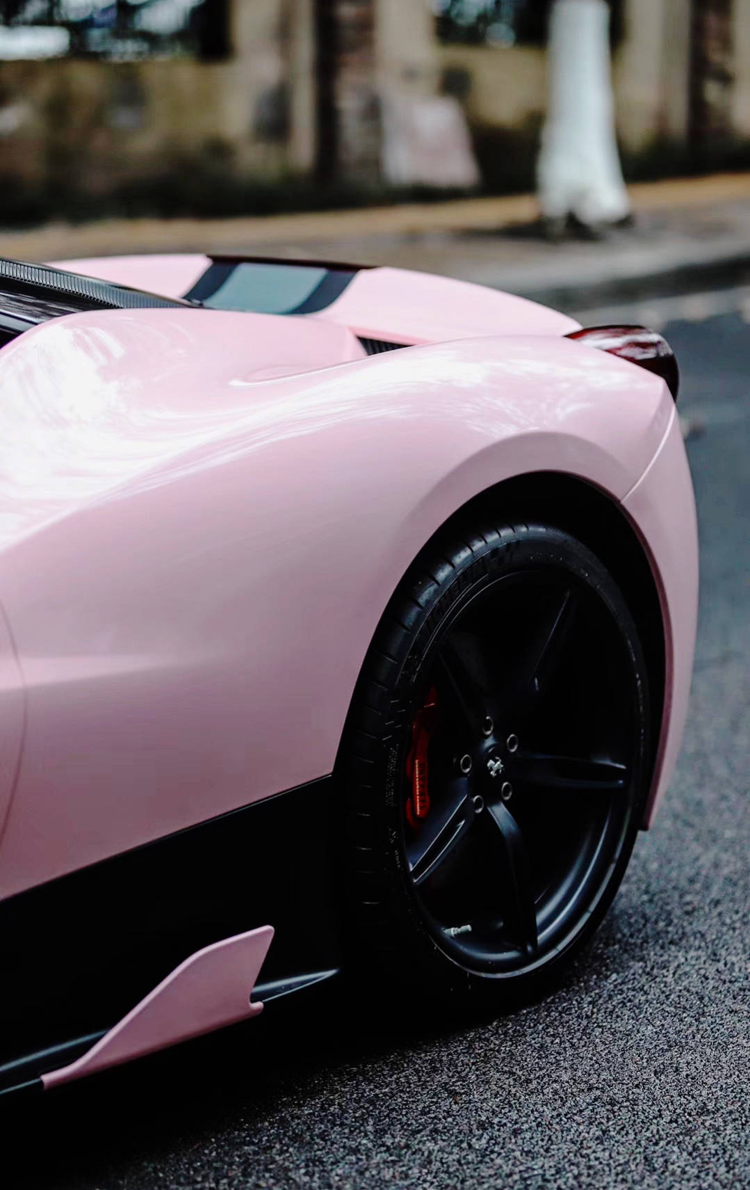 盘锦法拉利458全车高亮樱花粉汽车改色贴膜案例欣赏