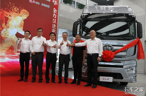 货车司机孙刚开火车事件年度最暖新闻连续剧