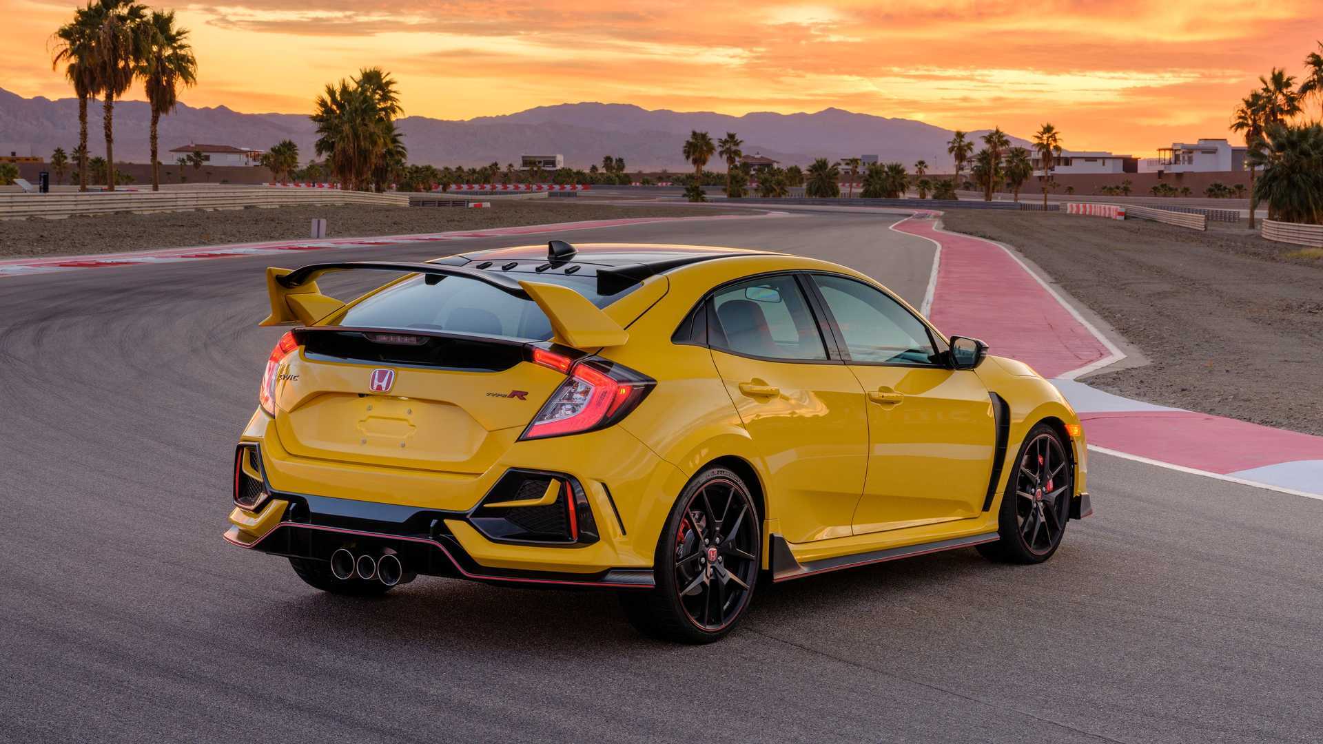 2021款本田思域Type R售价提高,最强对手是斯巴鲁WRX STI_搜狐汽车_搜狐网