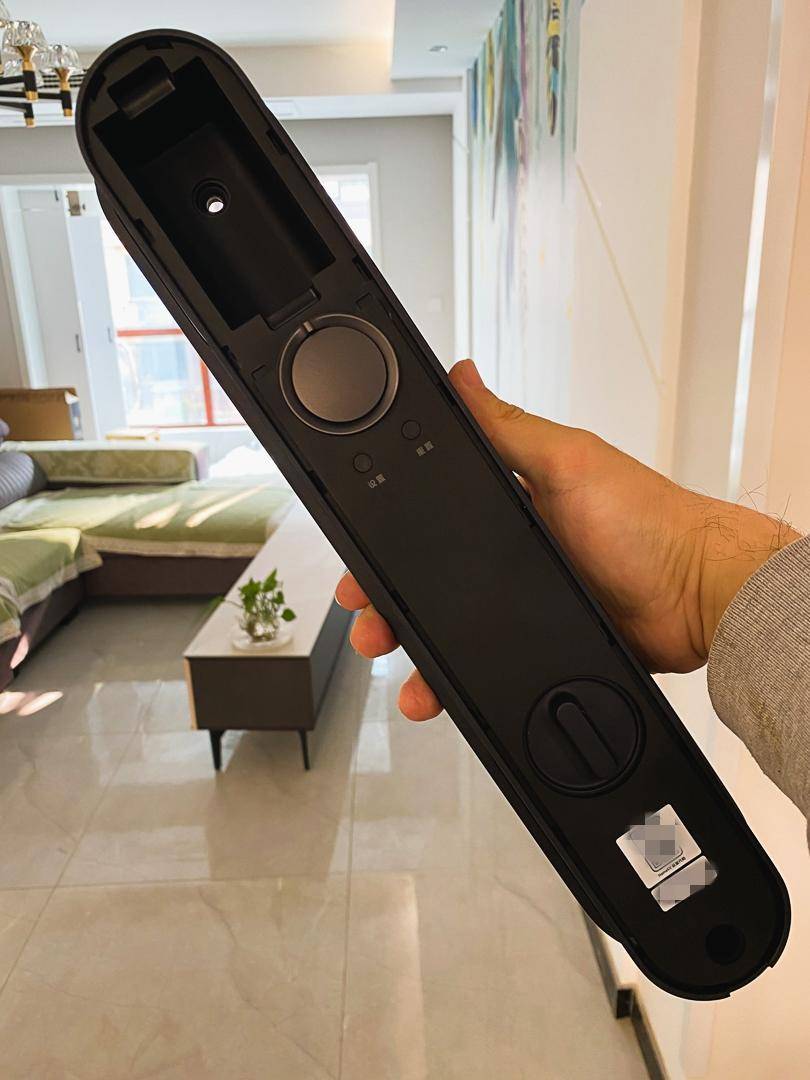 原创亲切价格高端大气上档次的智能锁aqarad100使用体验