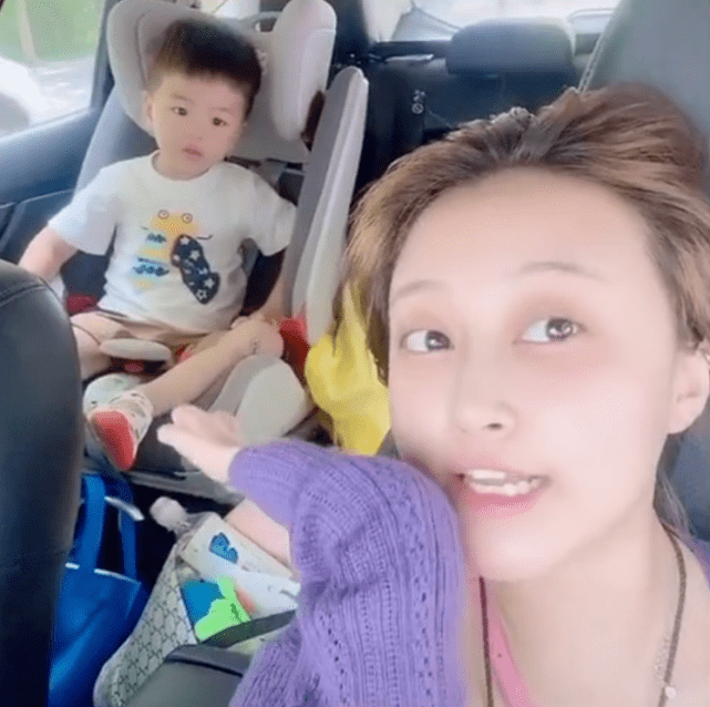 孙侨潞姐姐绿魔仙已结婚生子将儿子与孙侨潞动态置顶哀悼画面惹人泪奔