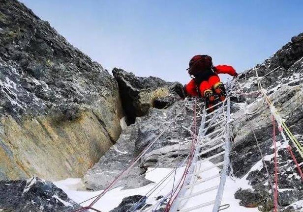 时隔15年！中国测量队成功登顶珠穆朗玛峰，非常值得纪念