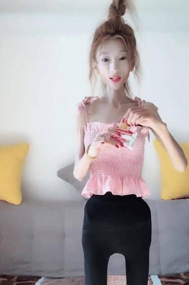 从120斤到58斤女孩为爱变成骷髅妹仍被甩如今怎么样了