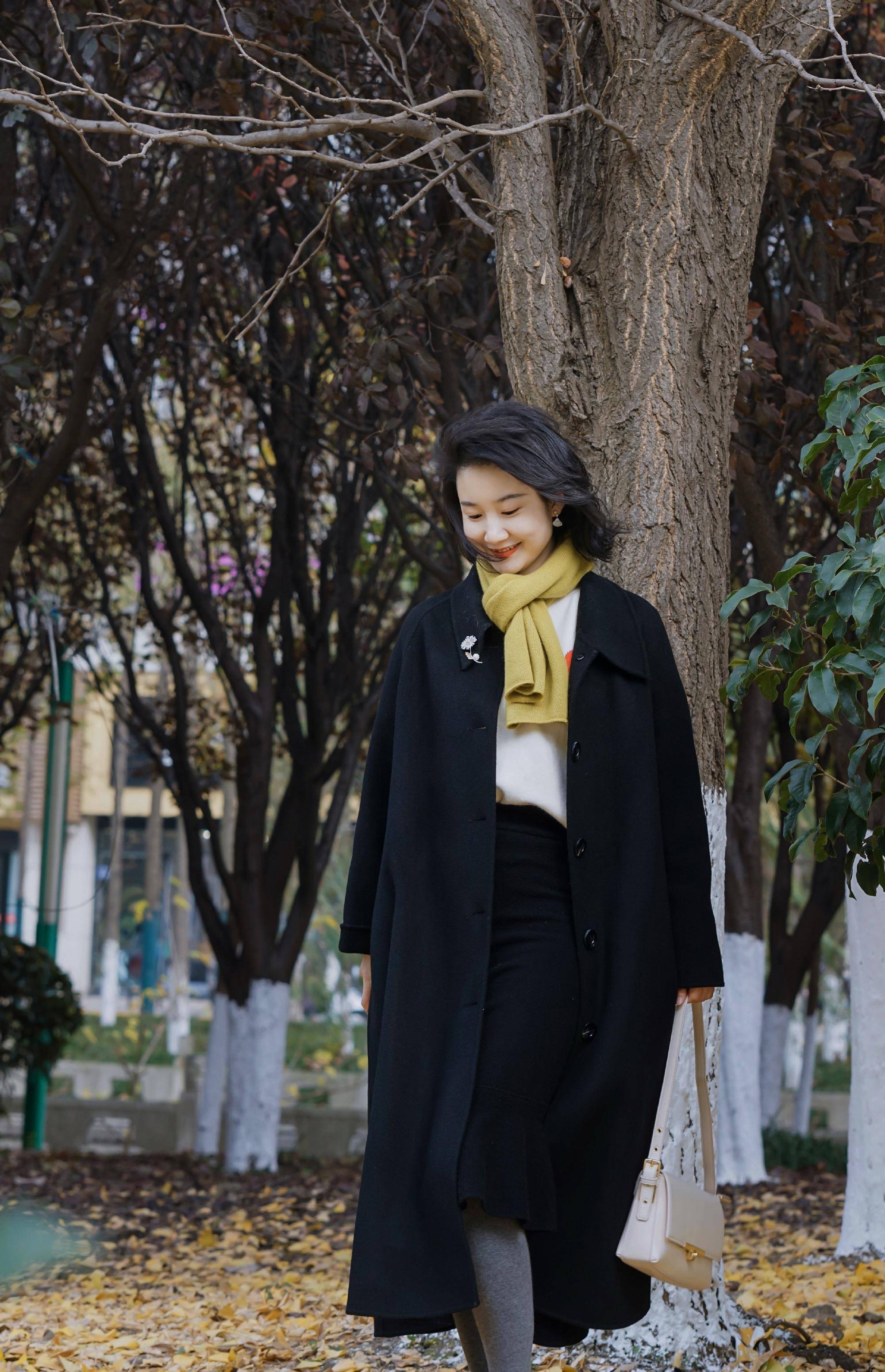 30岁女人更适合优雅风,简约大气有格调,冬装不需要太复杂