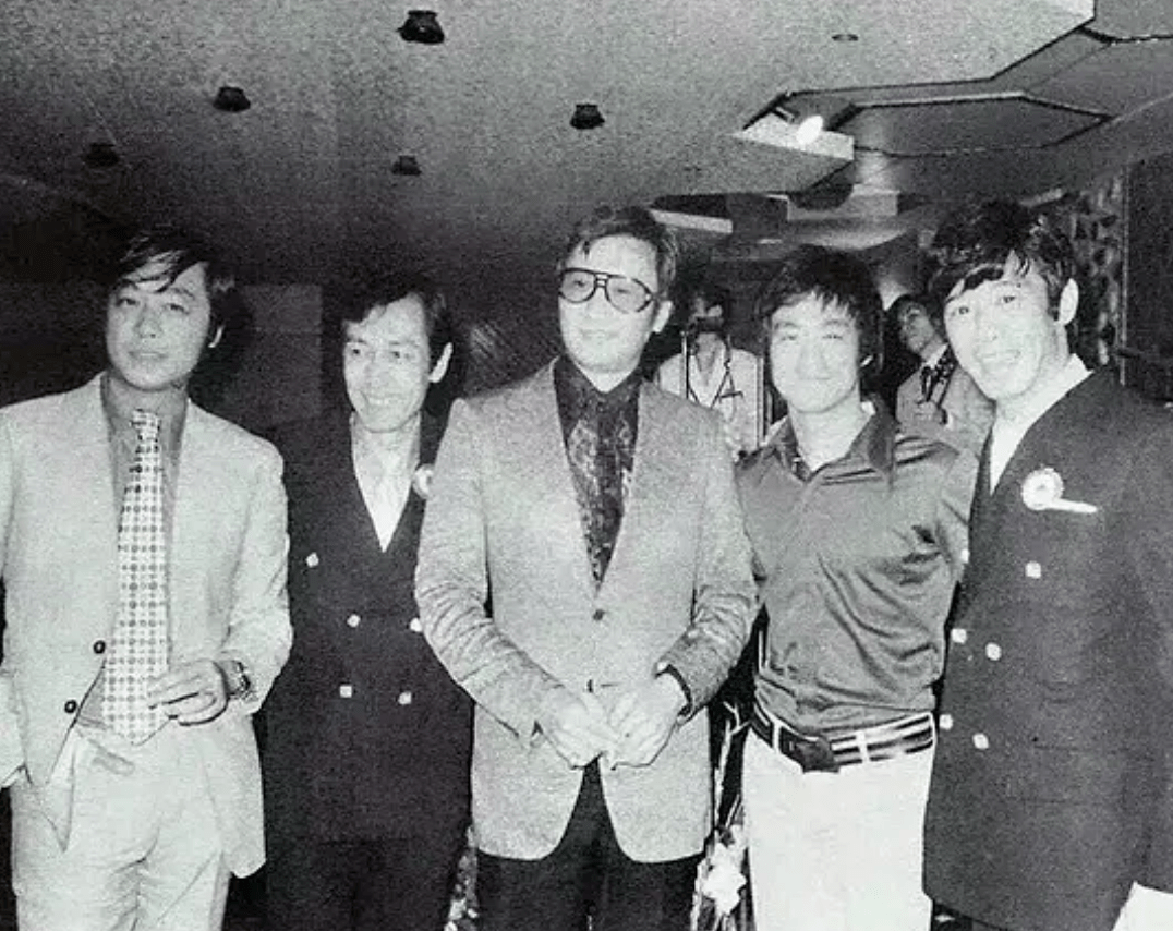 谢贤:叫洪金宝小胖,特首给他颁奖,当年到底有多红?_香港