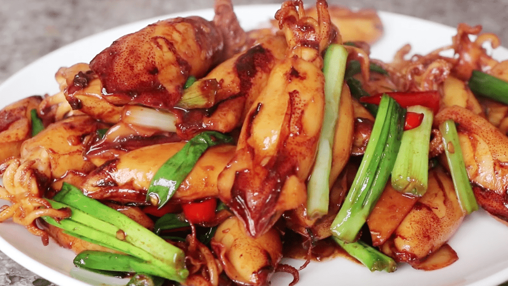 原创香辣鱿鱼仔的做法,鱿鱼外面香辣,里面脆嫩,味道一点不输大饭店