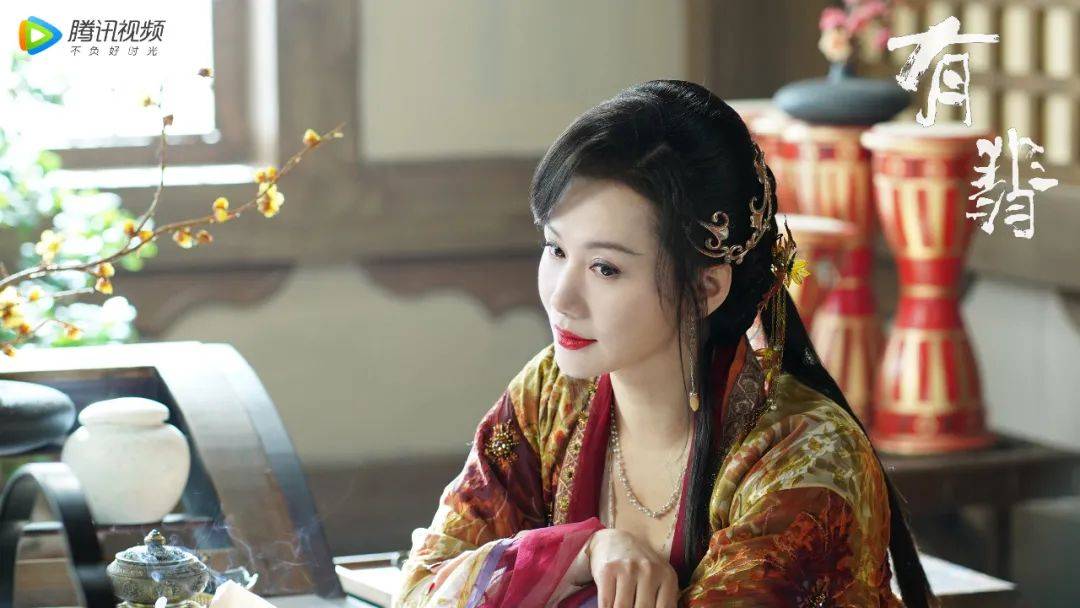 霓裳夫人磕cp专业户 又是为爱情流泪的一天