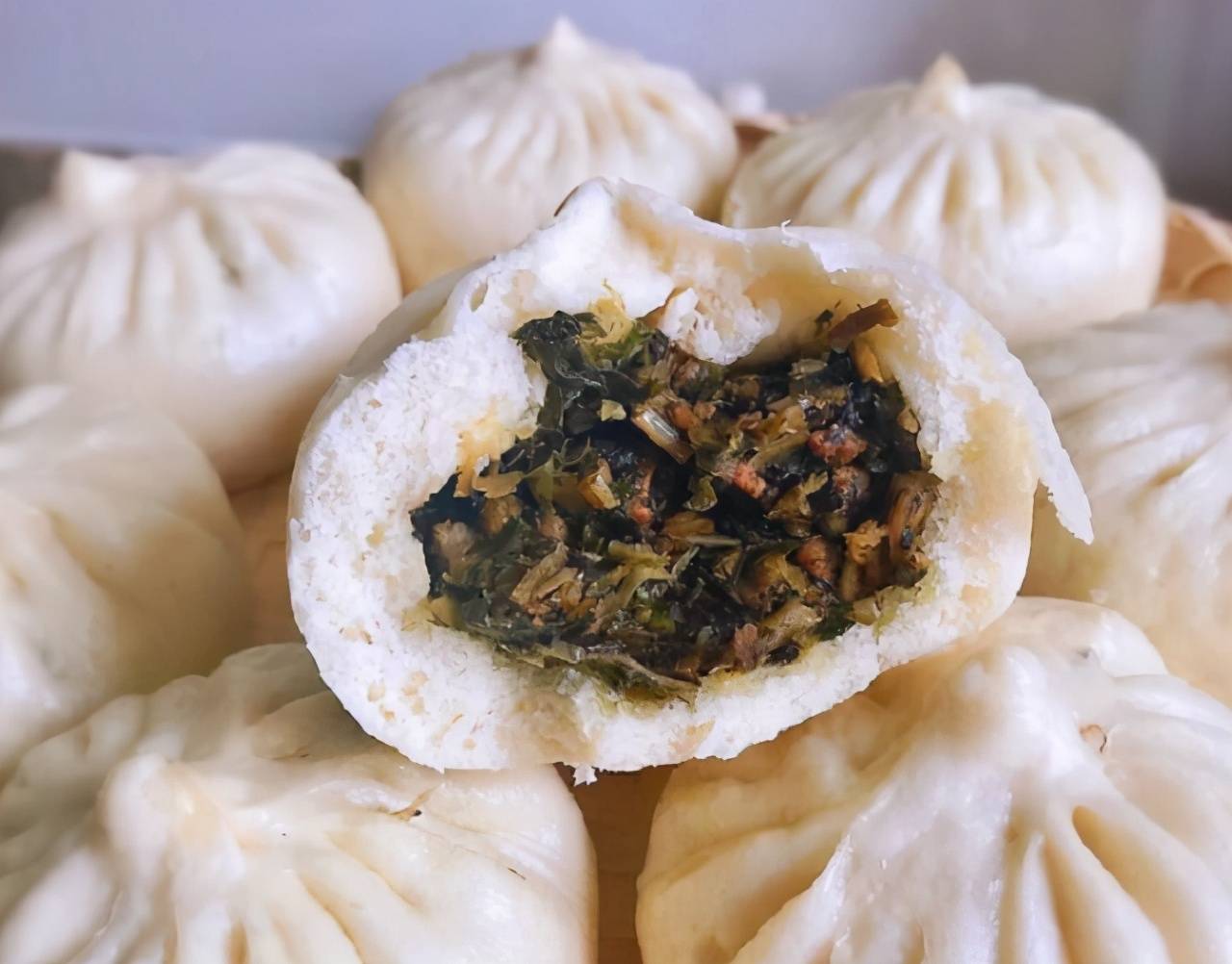 原创农村常见的野菜,晒干后太美味,冬天用来蒸包子,营养又有嚼劲