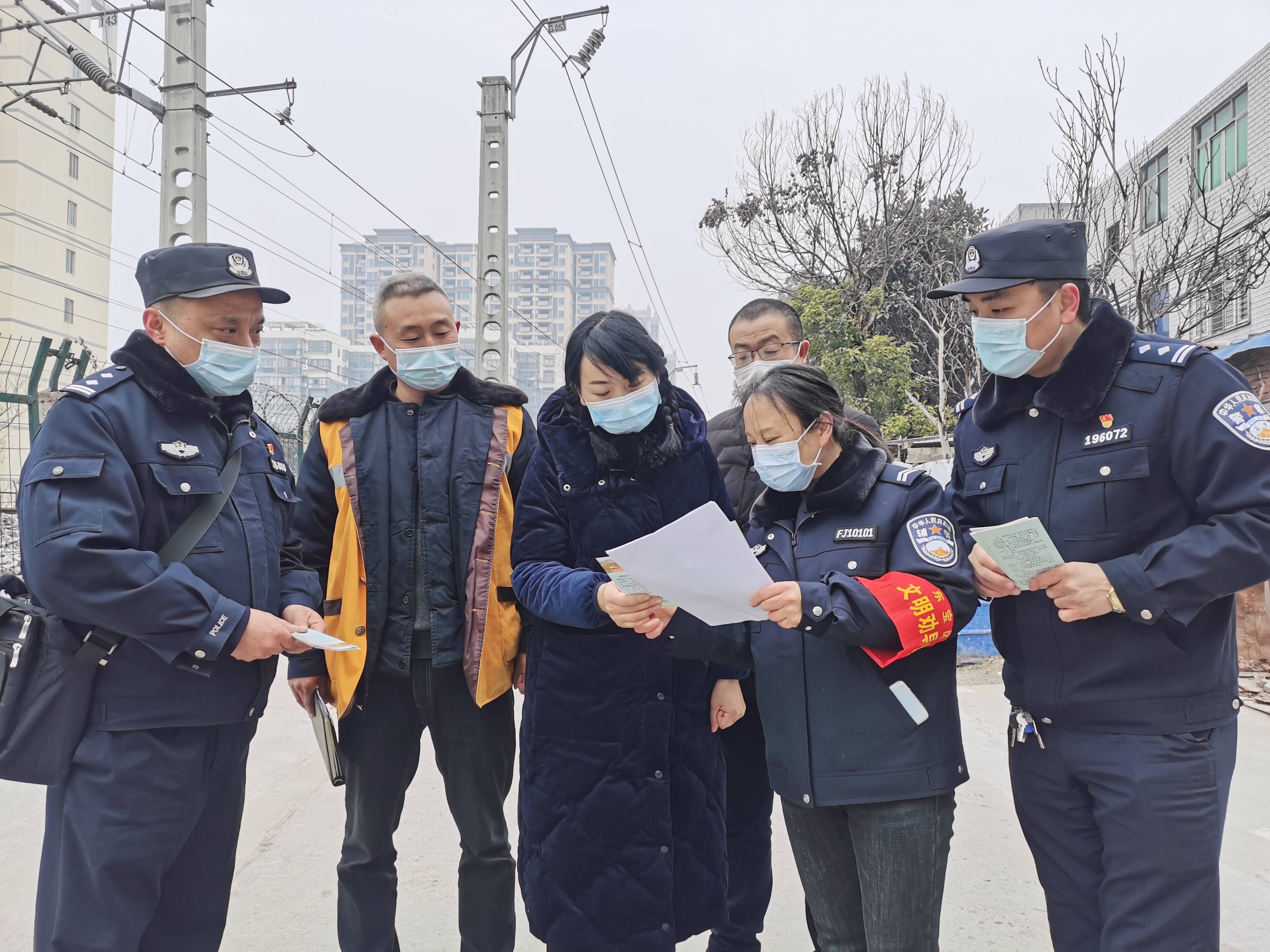 110警察节,荆门铁警护你行