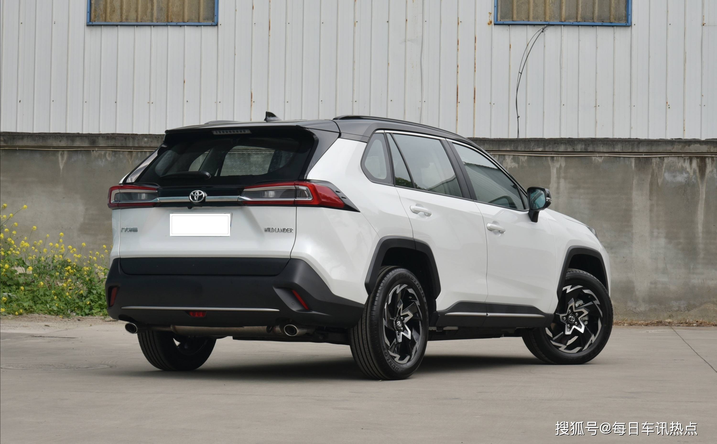 低油耗的日系suv,而且内饰更加豪华,带你看丰田新车_搜狐汽车_搜狐网