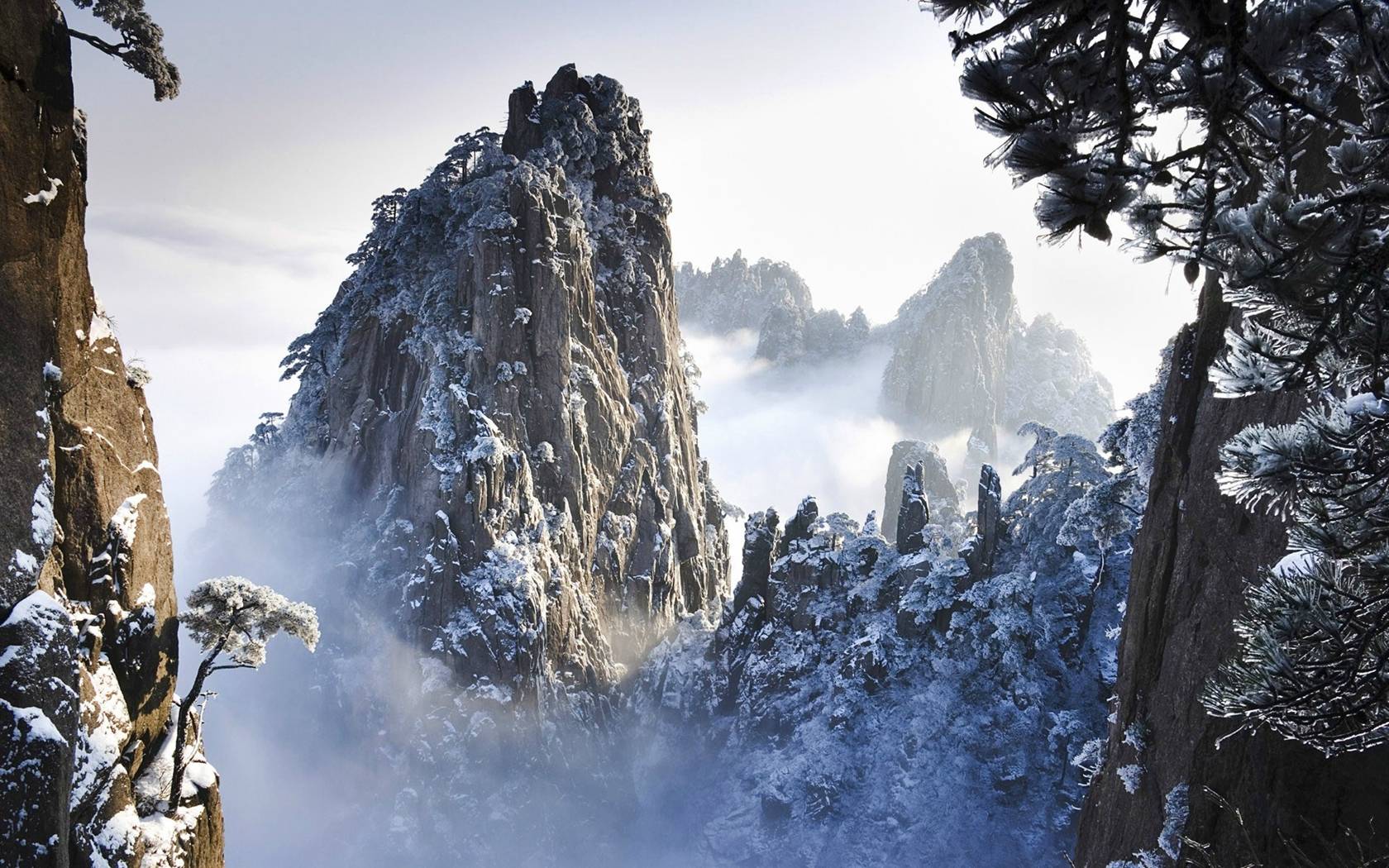 雪美化了大地人装饰了雪景 飞雪