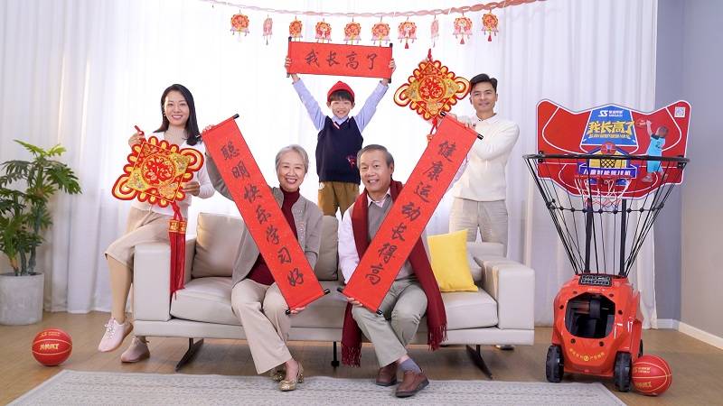 波阿斯|牛年送牛礼，给孩子Demi
