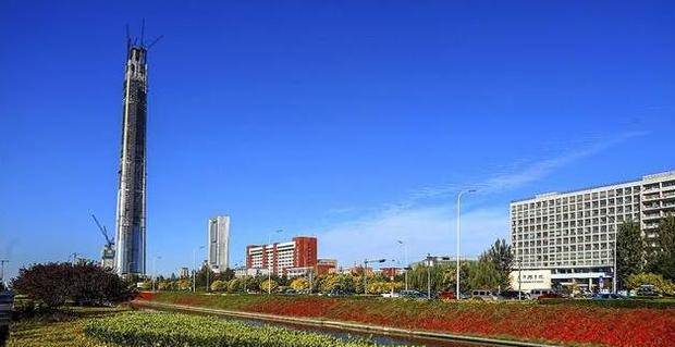 天津在建的117大厦，总高度达596米，与现代美学相融合！