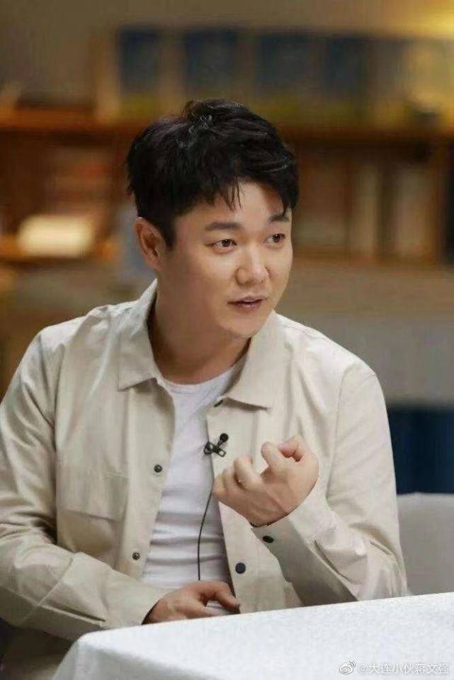 肖央也是难得认真拍戏,不用私生活炒作的好演员,《老男孩》收获好口碑