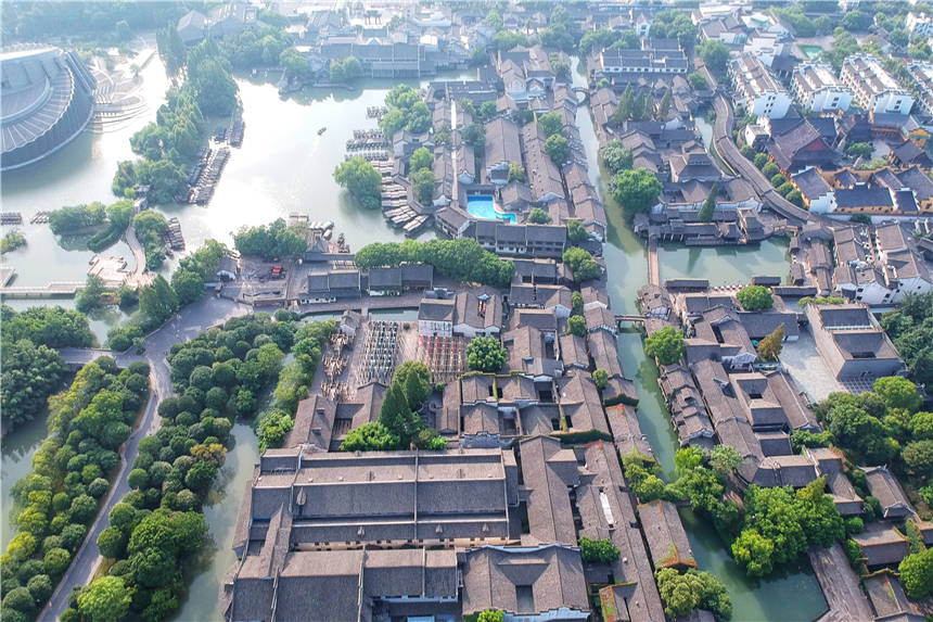 浙江有个6000年的古镇，刘若英黄磊对这里情有独钟，年收入60个亿