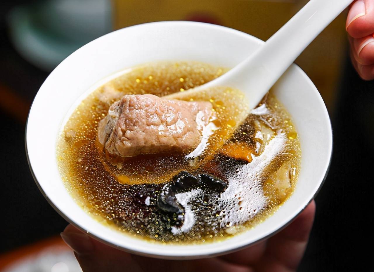 原创为啥广东人炖汤这么好喝?原来有技巧,牢记5点,汤想不好喝都难