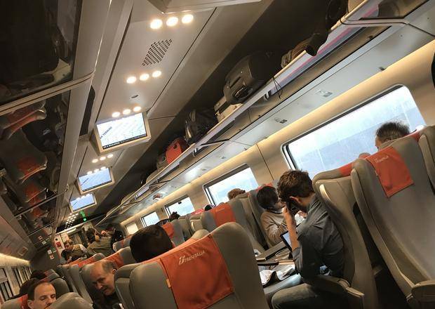 在欧洲坐高铁是一种什么体验，最快的速度还是比不上中国高铁！
