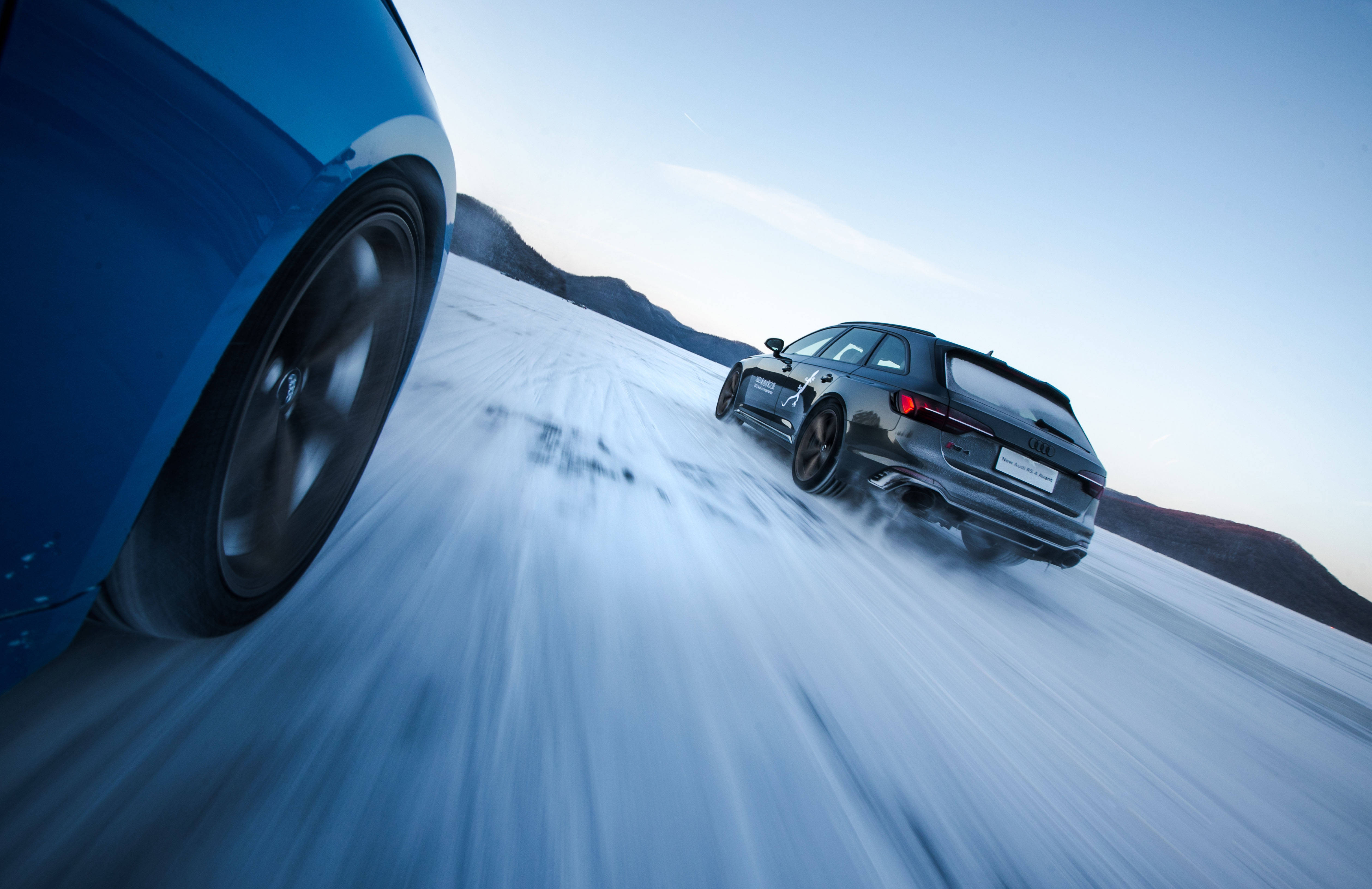 不仅是漂移之乐,2021奥迪冰雪之旅感受quattro技术的强大魅力