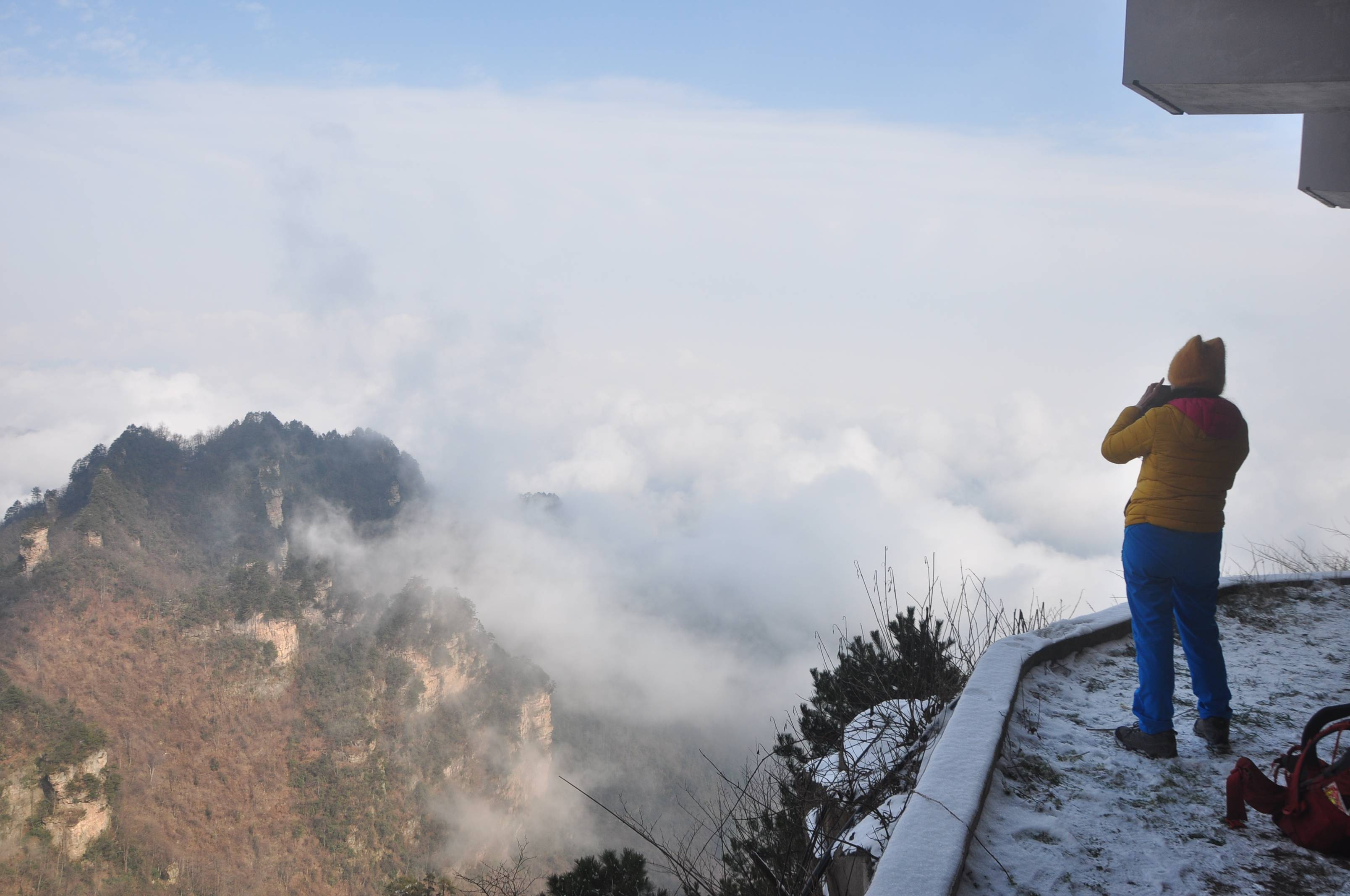 張家界武陵源:天子山雪後放晴美景醉人_雲海