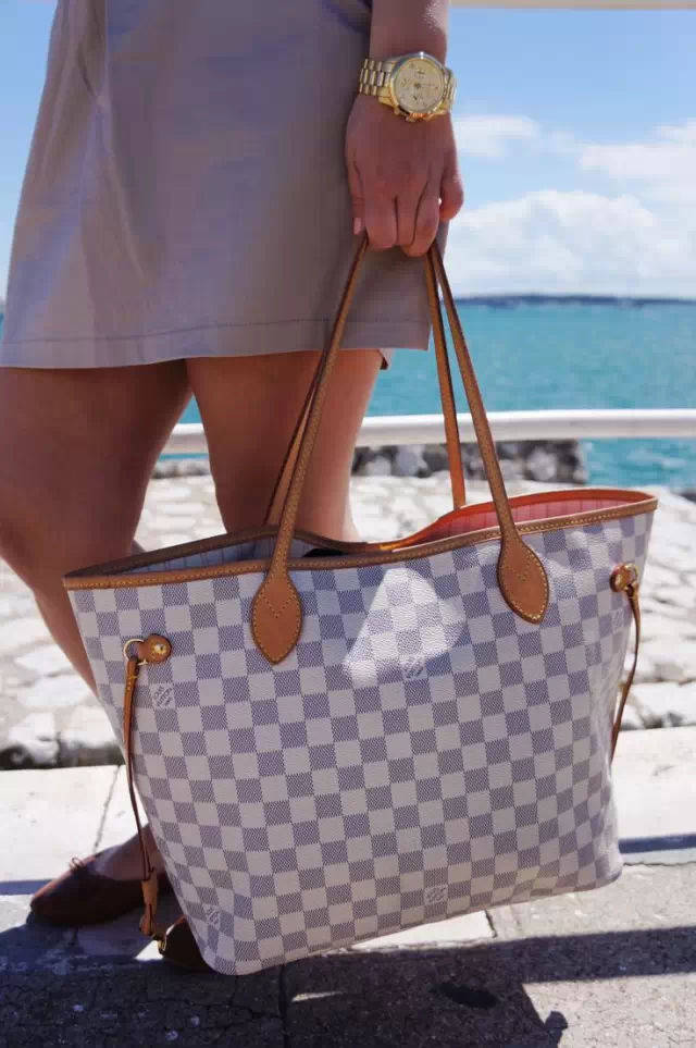 lv neverfull中号 作为通勤包的体验怎么样啊_epi