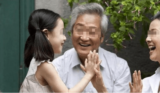啥叫老虎凳 920a0a726c45489baa26669d74206e1d.png
