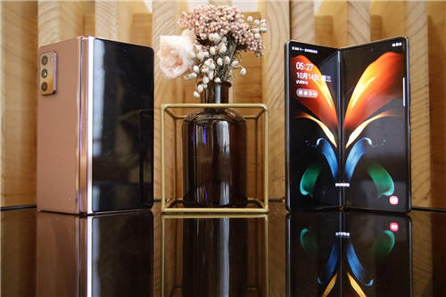 屏幕|折叠屏金字塔顶端 三星Galaxy Z Fold2 5G 彰显强悍实力