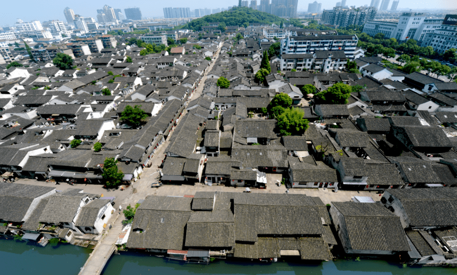 浙江绍兴：书圣故里历史街区复兴传统文化