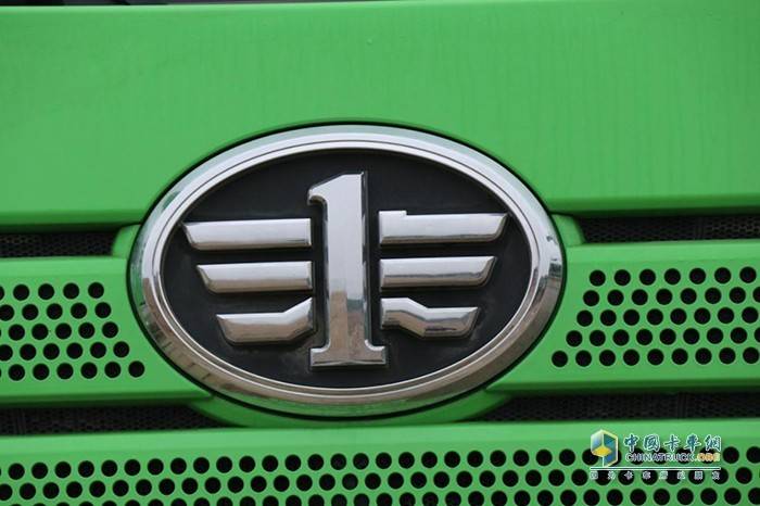 凭借卓越性能和独特魅力 解放新j6p 8x4渣土车入围发现信赖