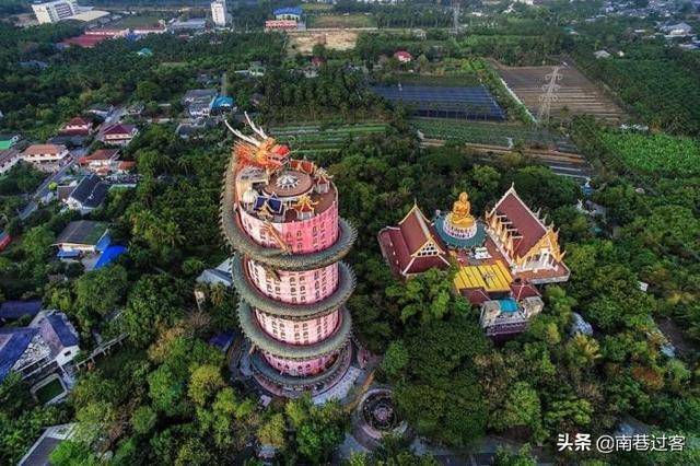 世界上最霸气的寺庙，用龙做装饰，外墙涂成粉红色，拒绝游客参观