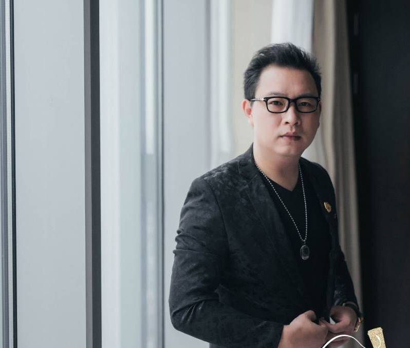 陈晓杰粤语励志歌曲《走过十年》发行首日畅销冠军