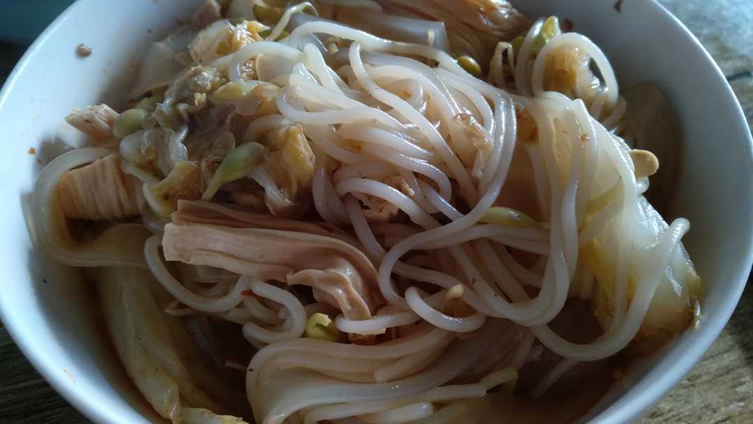 米线怎么做出店里的味道 88ff62c48a5042aeae5ebd6ab680f568.jpeg
