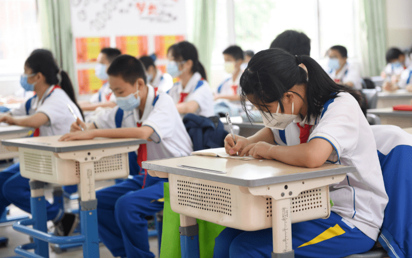 什么是坐班 b6f595188b714985a5779a9a3d568feb.png