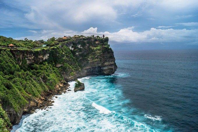 碧海蓝天，水清沙白，巴厘岛必须拜访的十个旅游景点