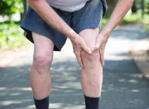 怎样才能有效缓解膝盖疼痛 577546fc445a46d3b286f41745e6da05.jpeg