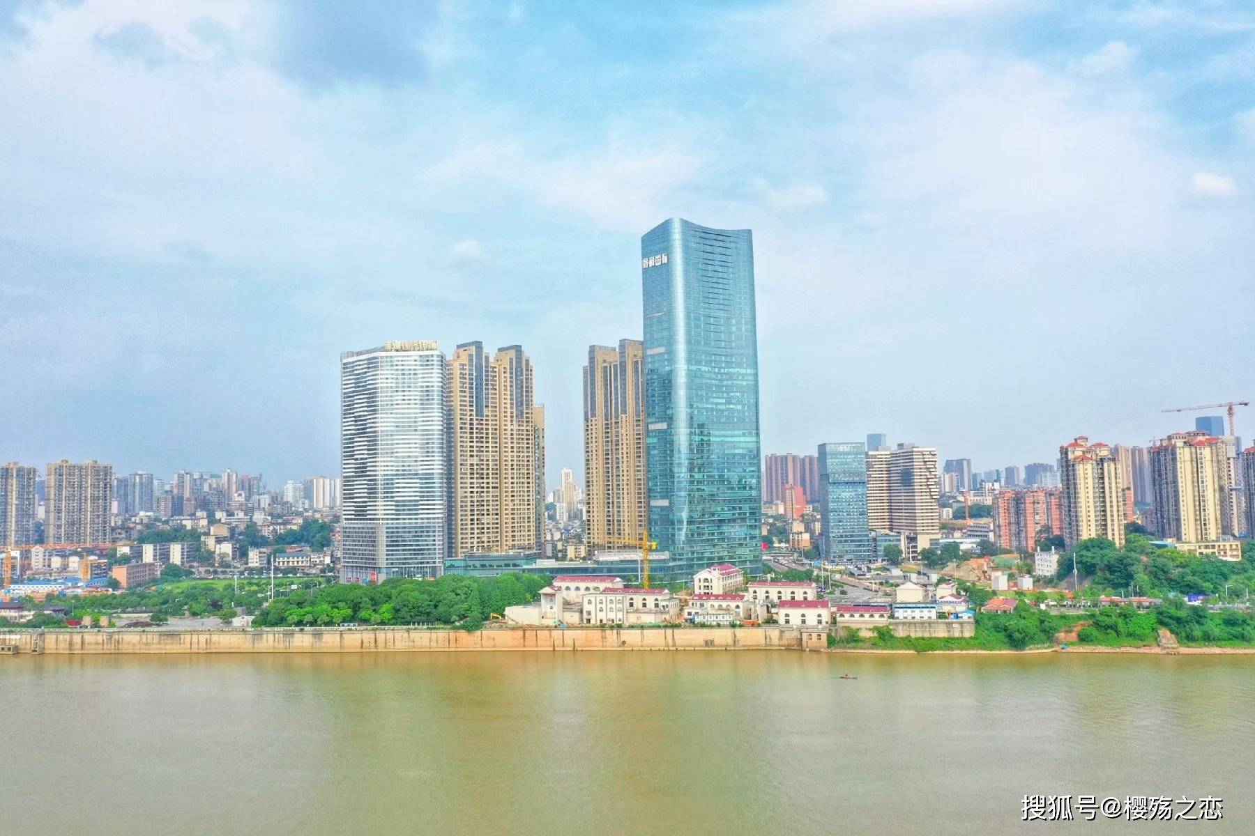 同比增长|中国科技十强城市，宁德和连云港入选，杭州杀入前三