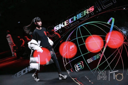 国内知名运动品牌创始人 1eed88b834b54319968d30d65f4c93f5.png