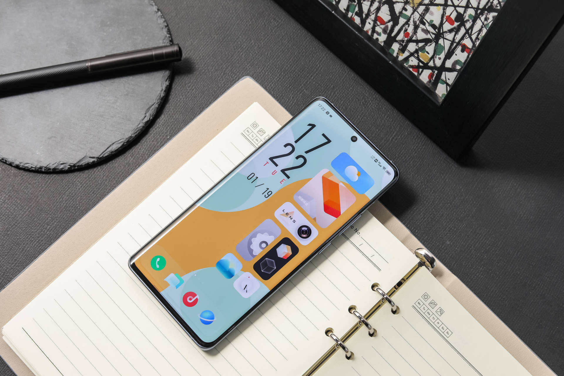 性能超群的拍照手机vivox60pro诠释全面派