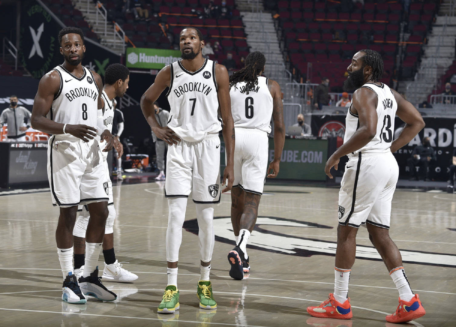 凯里欧文布鲁克林篮网曼妙的毒药