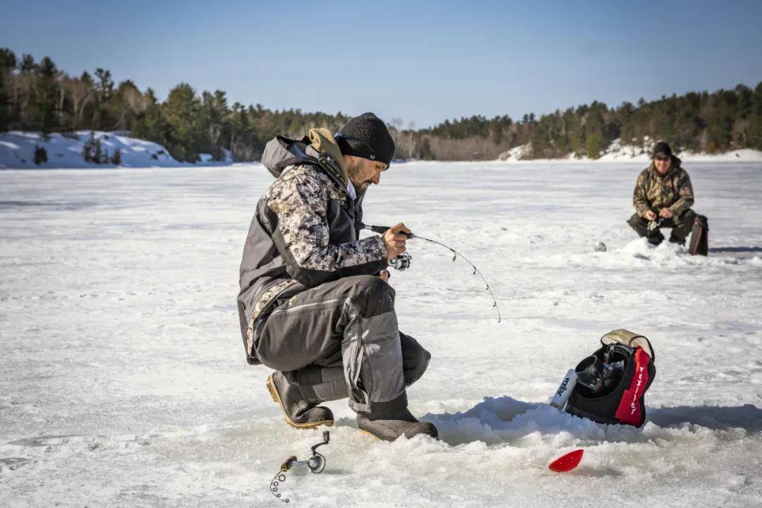 贝克力超力冰钓碳线,专为冬季冰钓所研发的高感度鱼线!